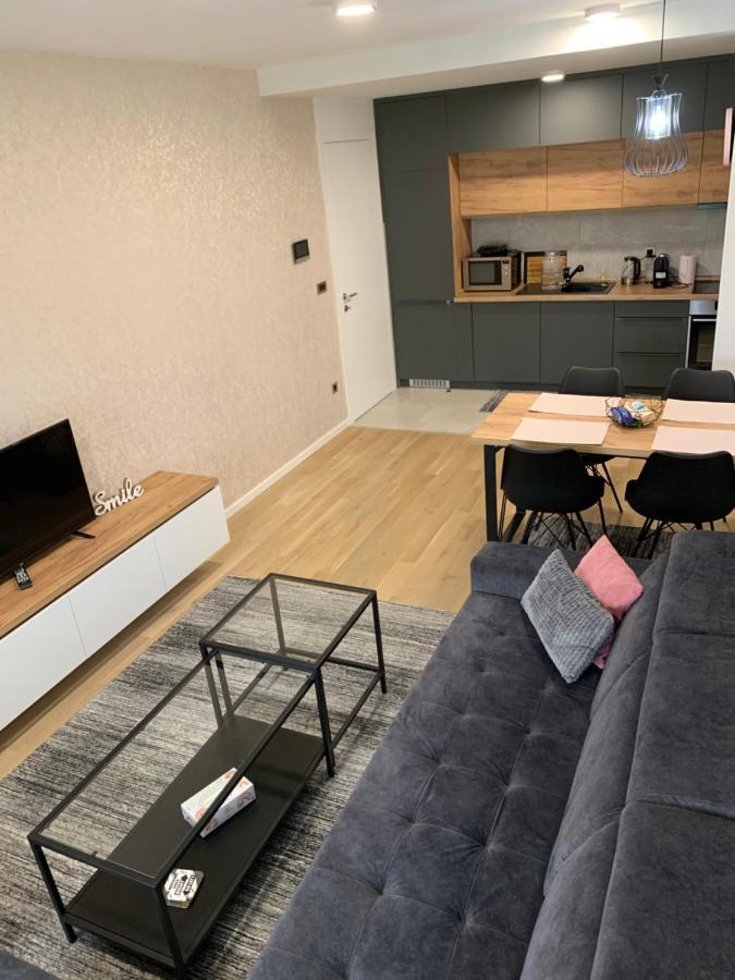 Park Lake Suite Tuzla Bagian luar foto