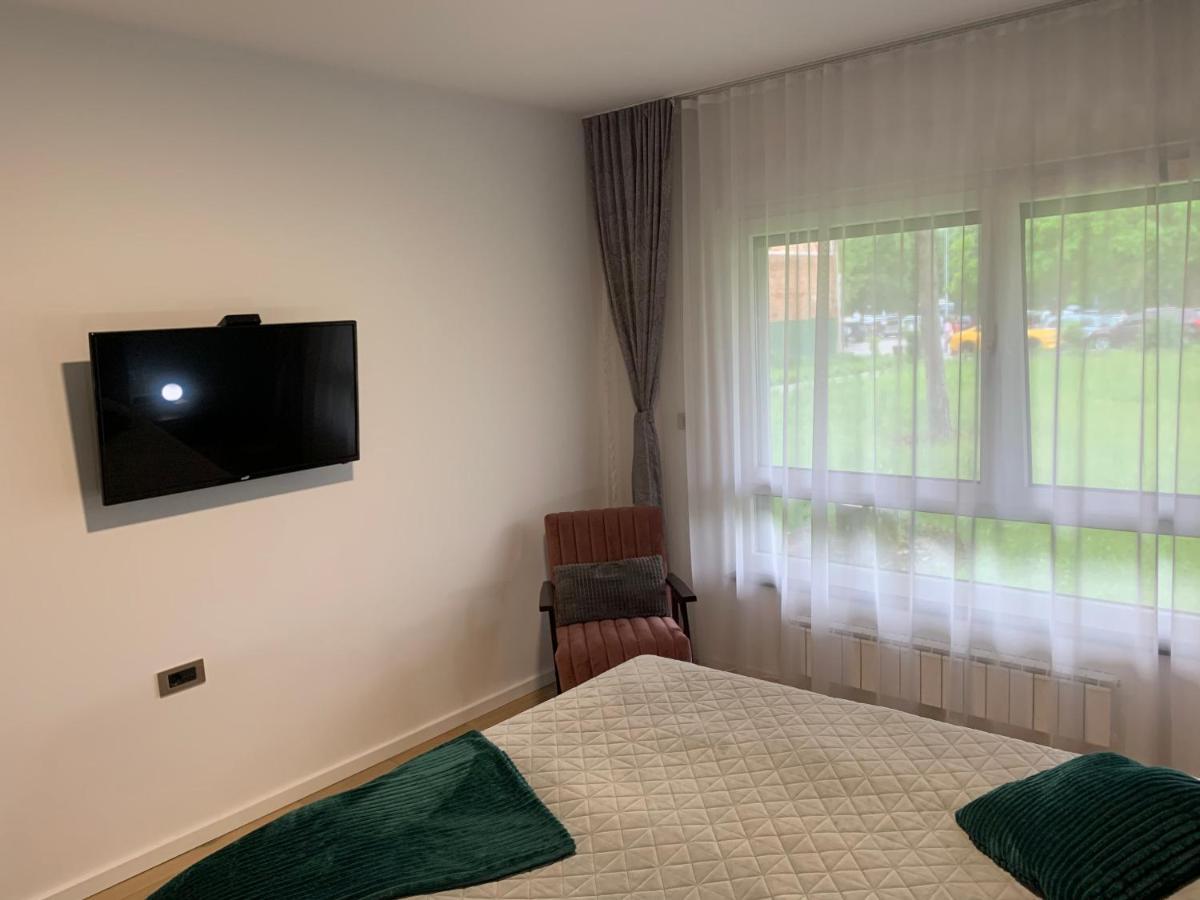 Park Lake Suite Tuzla Bagian luar foto