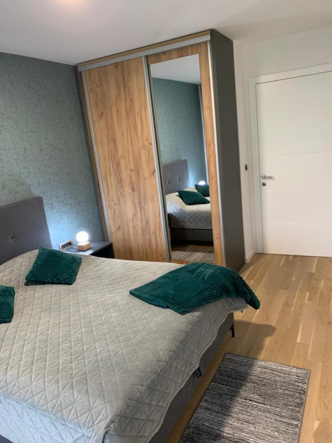 Park Lake Suite Tuzla Bagian luar foto