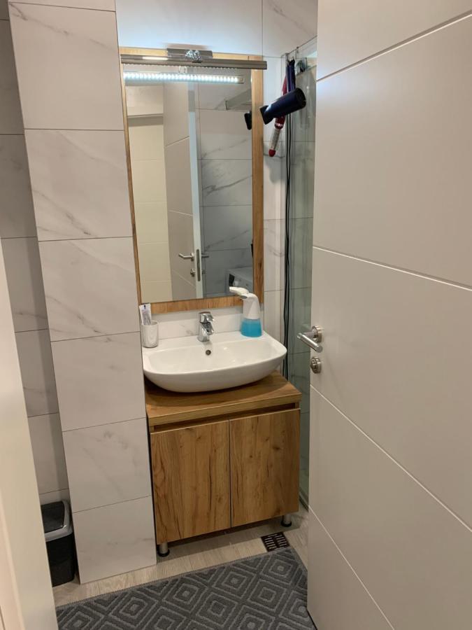 Park Lake Suite Tuzla Bagian luar foto